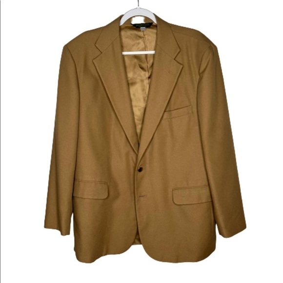 Vintage LL Bean Freeport Maine Tan Sports coat Size 44R Two Button. - Picture 1 of 6